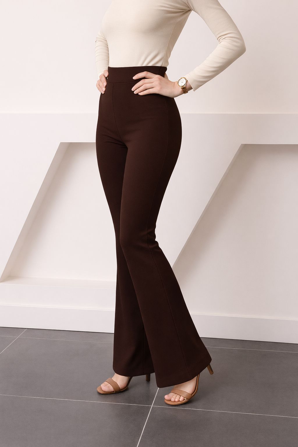 TREND TOPARLAYICI İSPANYOL PAÇA ESNEK KUMAŞ TAYT PANTOLON