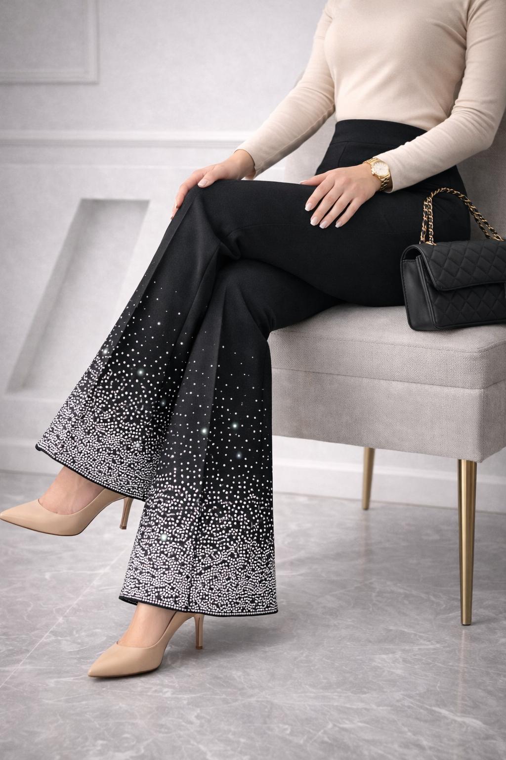 Kadın Siyah Yüksek Bel İspanyol Paça Taşlı Pantolon – Toparlayıcı Şık Model